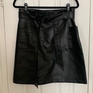 Black mini Skirt